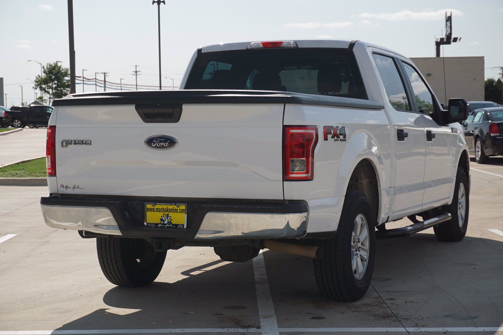 Pre-Owned 2017 Ford F-150 XL FX4 SuperCrew 4X4 4WD